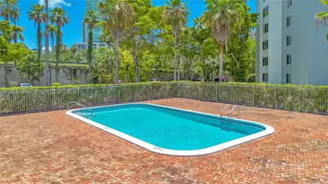 9001 SW 77th Avenue Miami FL 33156