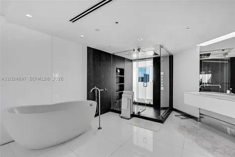 10 Venetian Way Miami Beach FL 33139