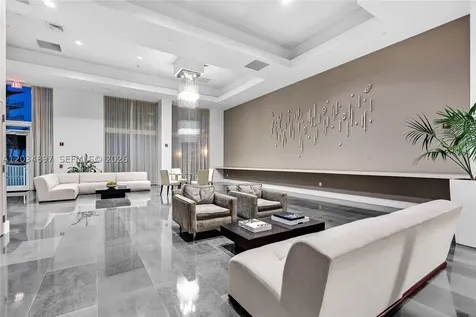 10 Venetian Way Miami Beach FL 33139