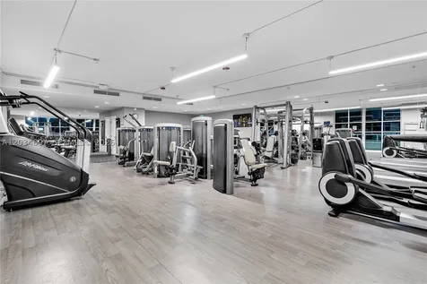 10 Venetian Way Miami Beach FL 33139