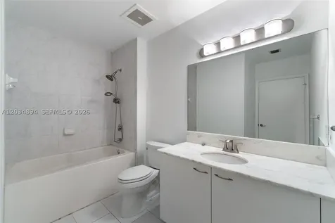 133 NE 2nd Avenue Miami FL 33132