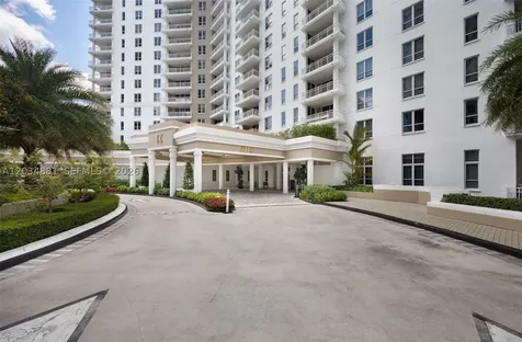 701 Brickell Key Boulevard Miami FL 33131
