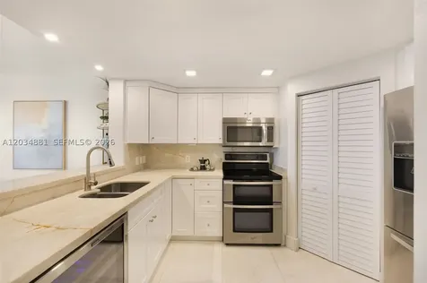 701 Brickell Key Boulevard Miami FL 33131