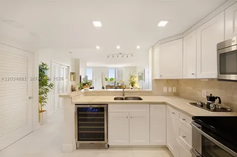 701 Brickell Key Boulevard Miami FL 33131