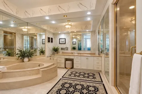 20281 E Country Club Drive Aventura FL 33180