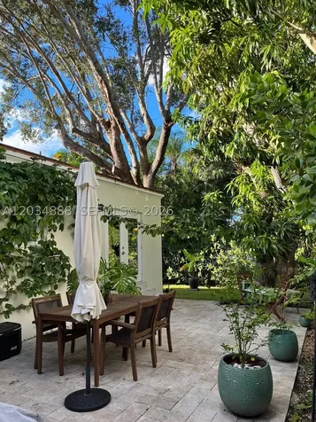 409 Daroco Avenue Coral Gables FL 33146