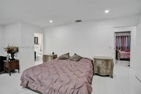 14021 Cypress Court Miami Lakes FL 33014