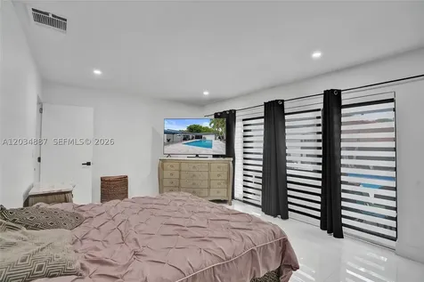14021 Cypress Court Miami Lakes FL 33014