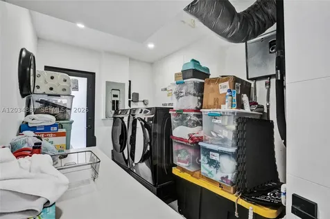 14021 Cypress Court Miami Lakes FL 33014