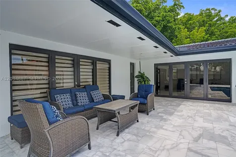 14021 Cypress Court Miami Lakes FL 33014