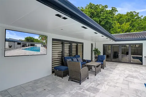 14021 Cypress Court Miami Lakes FL 33014