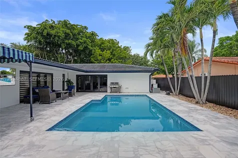 14021 Cypress Court Miami Lakes FL 33014