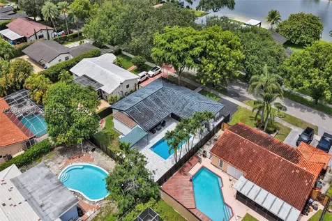14021 Cypress Court Miami Lakes FL 33014