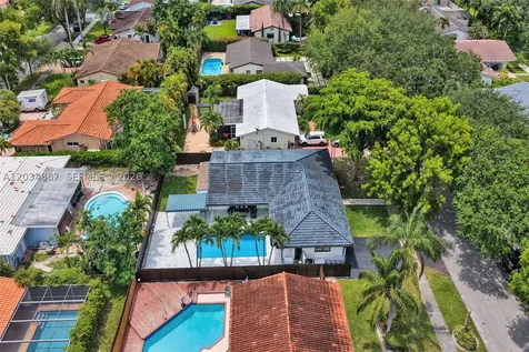 14021 Cypress Court Miami Lakes FL 33014