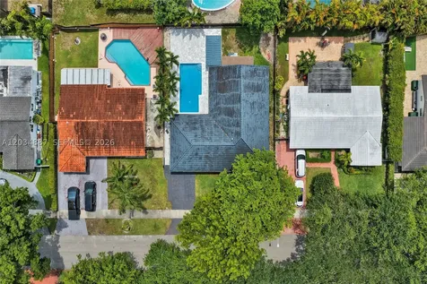 14021 Cypress Court Miami Lakes FL 33014