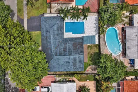 14021 Cypress Court Miami Lakes FL 33014