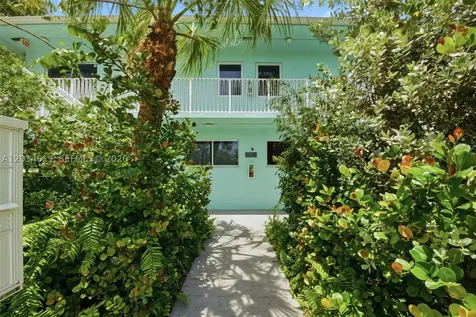 127 NW 74th Street Miami FL 33150