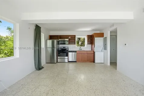 127 NW 74th Street Miami FL 33150