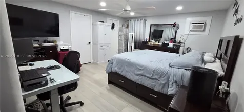 North Lauderdale FL 33068