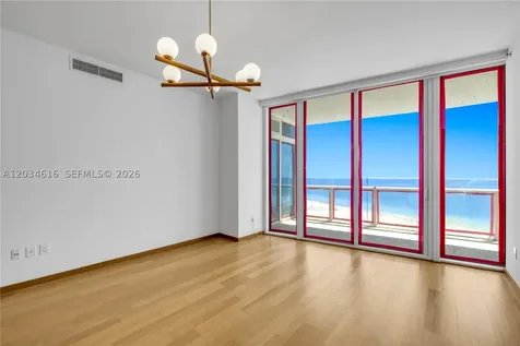 100 S Pointe Drive Miami Beach FL 33139