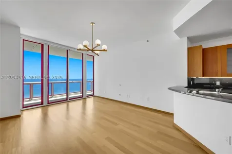 100 S Pointe Drive Miami Beach FL 33139