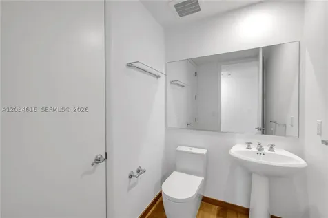 100 S Pointe Drive Miami Beach FL 33139