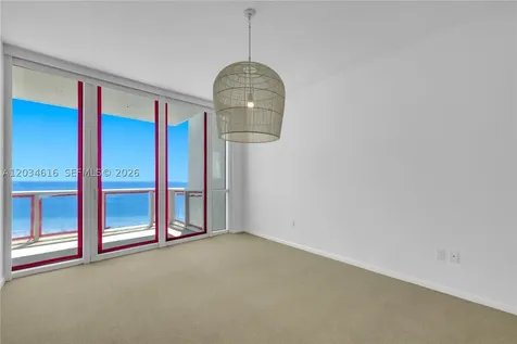 100 S Pointe Drive Miami Beach FL 33139