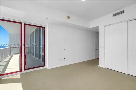 100 S Pointe Drive Miami Beach FL 33139
