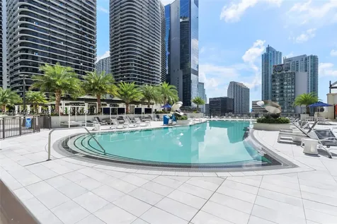 999 SW 1st Avenue Miami FL 33130