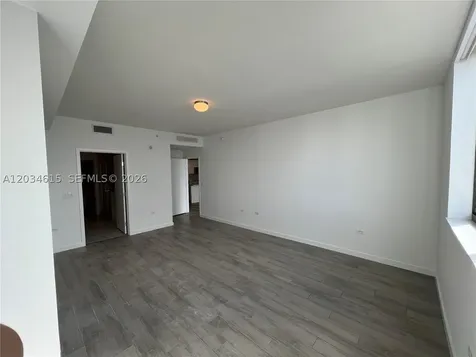 999 SW 1st Avenue Miami FL 33130