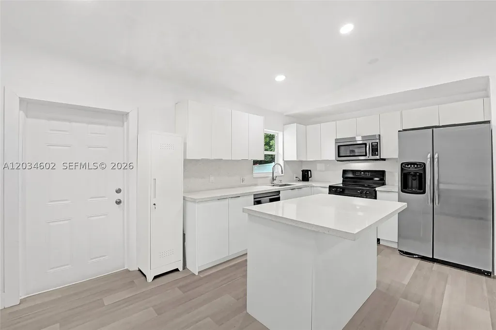3413 SW 12th Court Fort Lauderdale FL 33312