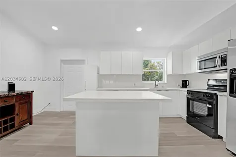 3413 SW 12th Court Fort Lauderdale FL 33312