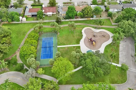3413 SW 12th Court Fort Lauderdale FL 33312