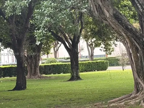 8990 S Hollybrook Boulevard Pembroke Pines FL 33025