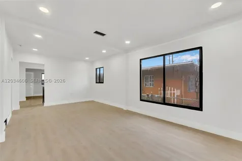 2428 NW 28th Street Miami FL 33142