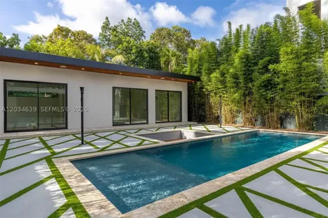 43 NW 42nd Street Miami FL 33127