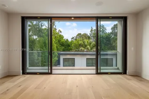 43 NW 42nd Street Miami FL 33127