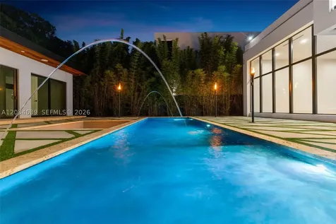43 NW 42nd Street Miami FL 33127