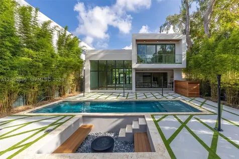 43 NW 42nd Street Miami FL 33127