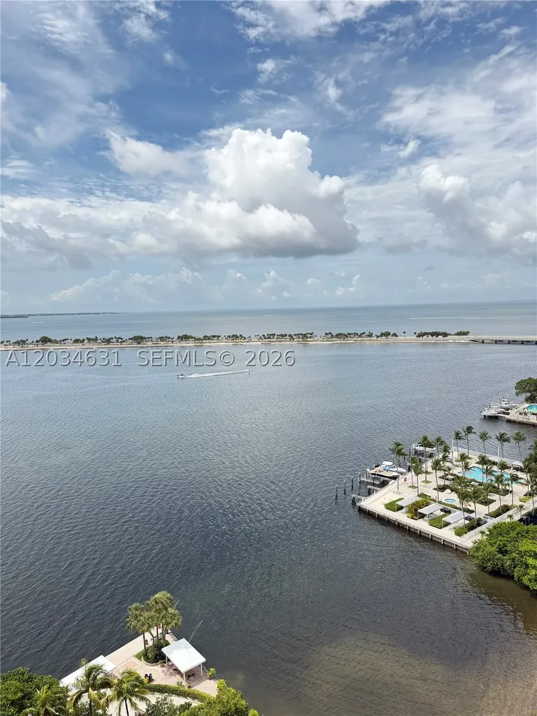 1925 Brickell Avenue Miami FL 33129