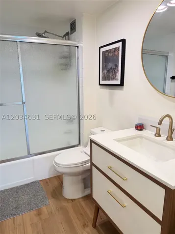 1925 Brickell Avenue Miami FL 33129
