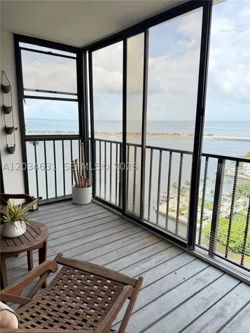 1925 Brickell Avenue Miami FL 33129