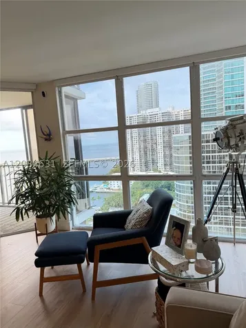 1925 Brickell Avenue Miami FL 33129