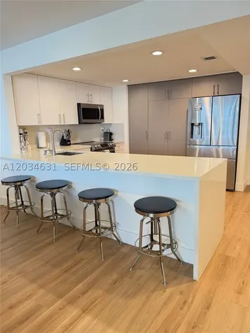 1925 Brickell Avenue Miami FL 33129