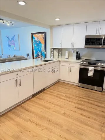 1925 Brickell Avenue Miami FL 33129