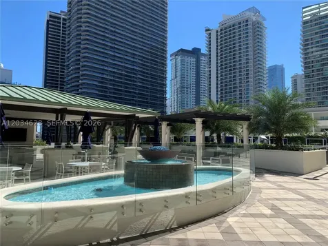 999 SW 1st Avenue Miami FL 33130