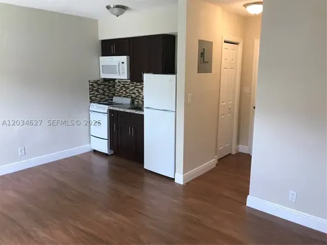 4260 NW 31st Terrace Lauderdale Lakes FL 33309