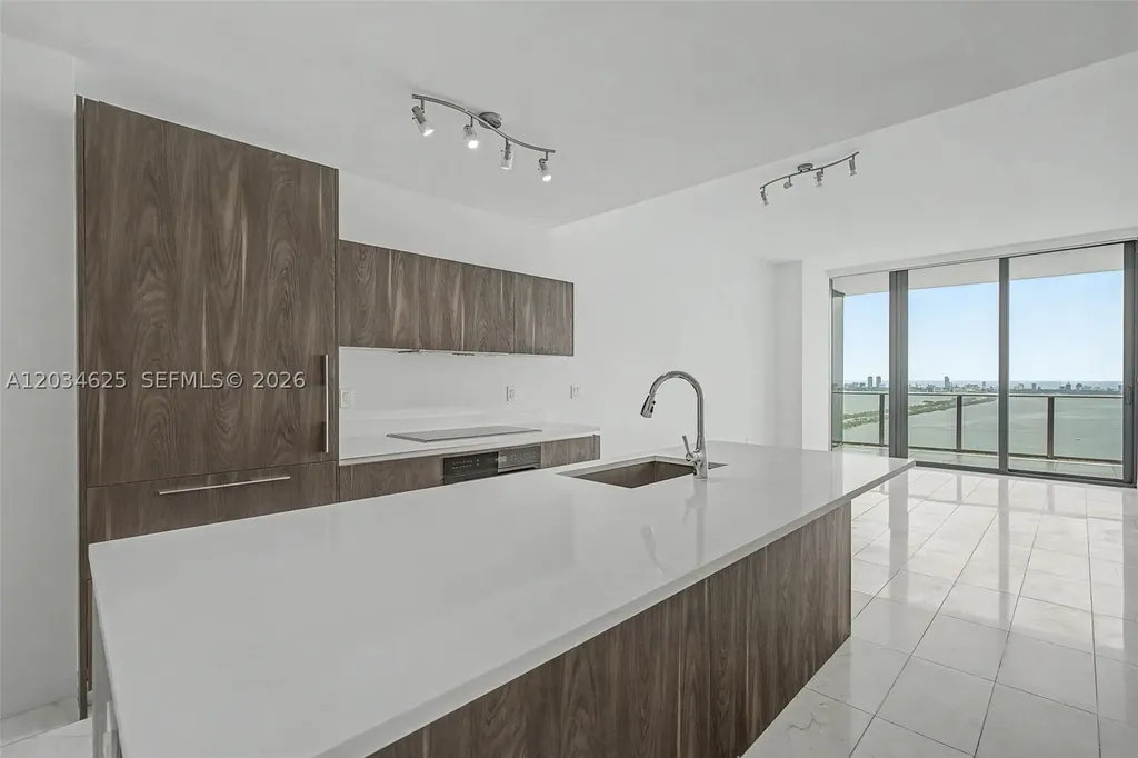 480 NE 31st Street Miami FL 33137
