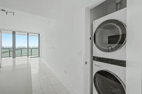 480 NE 31st Street Miami FL 33137