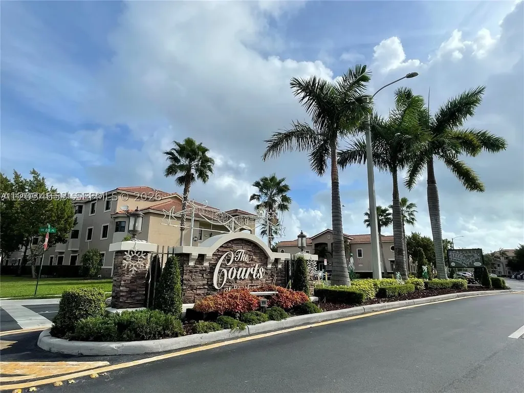 22311 SW 88th Place Cutler Bay FL 33190